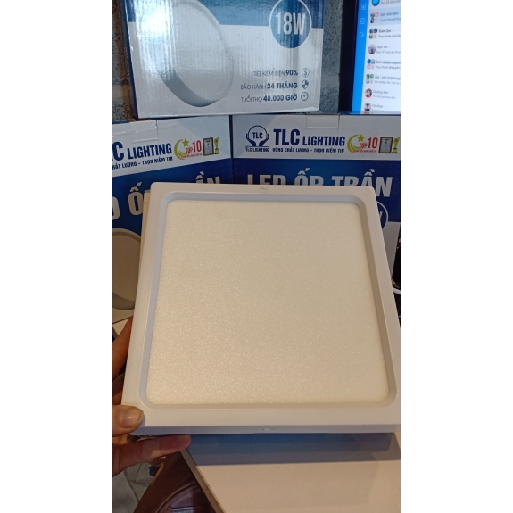ĐÈN LED ỐP TRẦN 18W VUÔNG - VIỀN TRẮNG - ÁNH SÁNG VÀNG